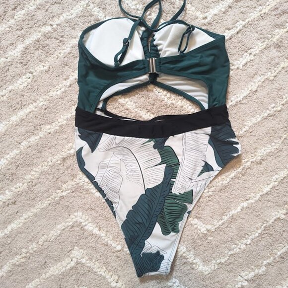 Tropical One Piece Plunge Neckline Cutout Criss Cross Swimsuit Size M - Picture 6 of 7